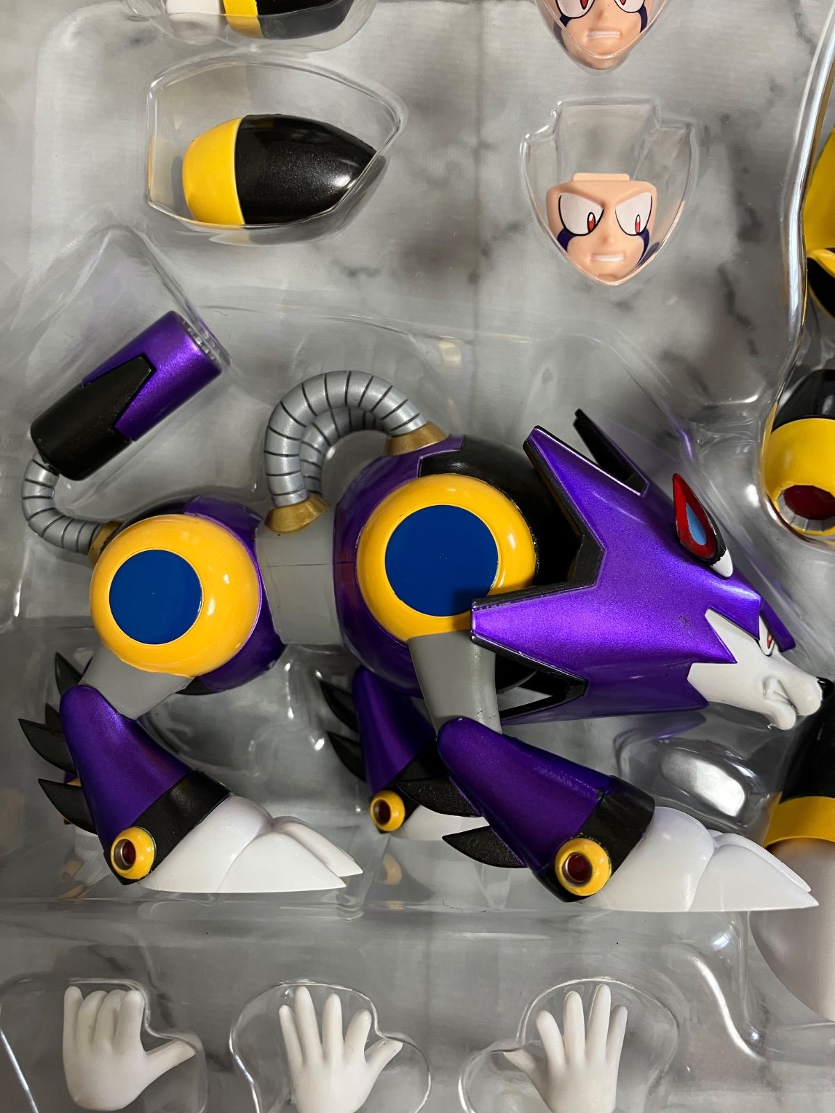 バンダイ D-Arts ロックマン フォルテ 魂ウェブ商店 - メルカリ