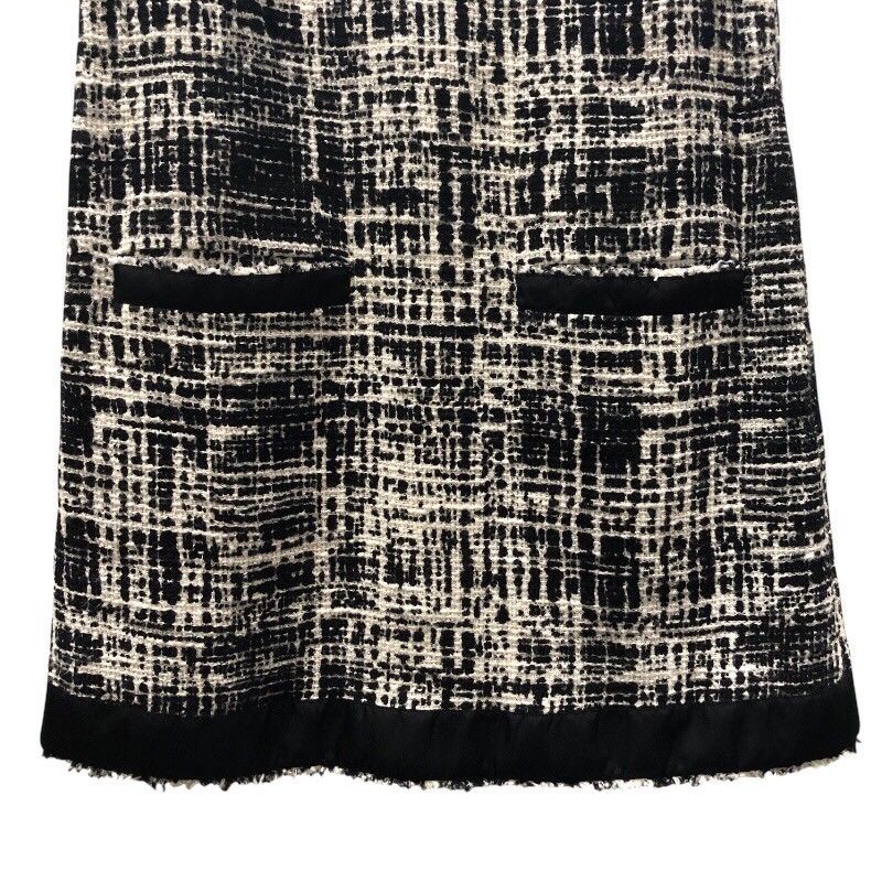 PRADA トライアングルロゴツイードノースリーブワンピース