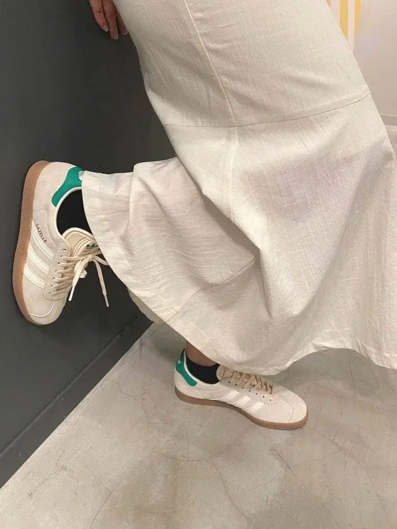 アディダス ガゼル