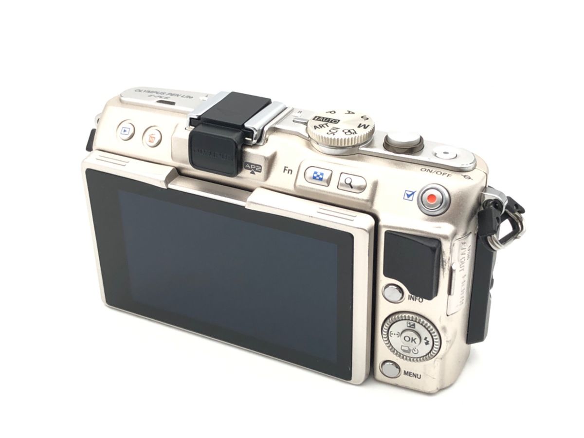 オリンパス E-PL7 ミラーレス一眼 14-42mm電動レンズ付 電池の蓋難 オリンパス E-PL7 ミラーレス一眼 14-42mm電動レンズ付 電池の蓋難