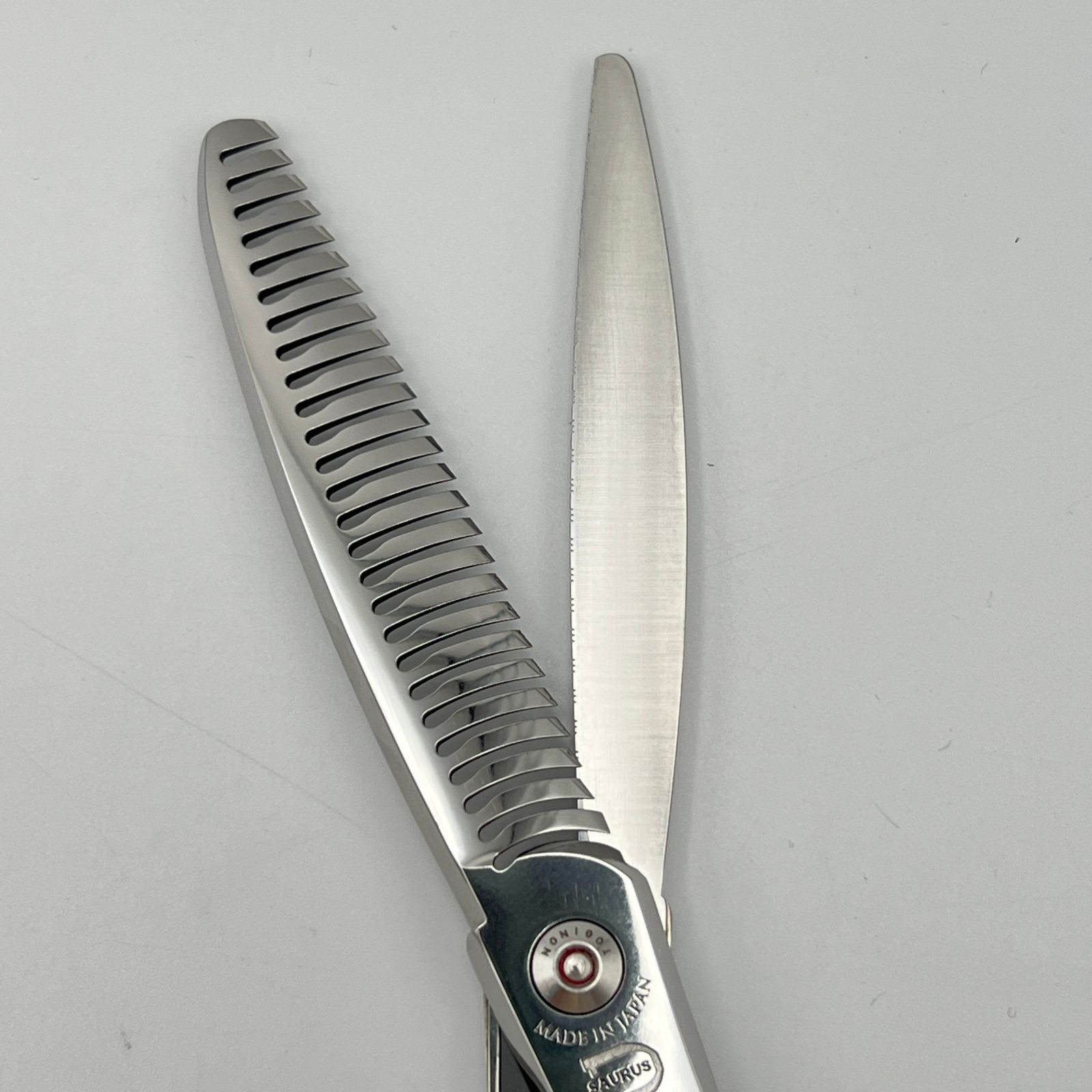 ✨美品✨トギノンダイナサウルスセニング70%6.1インチ TOGINON