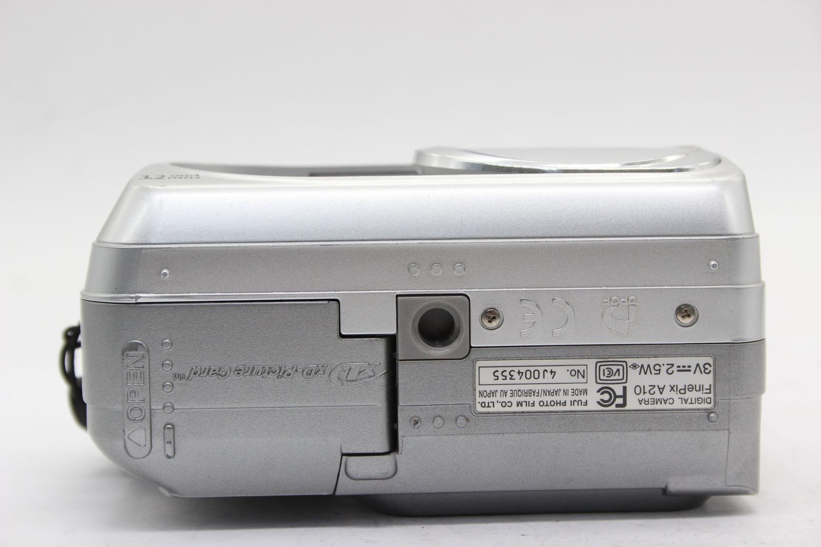 返品保証】 【便利な単三電池で使用可】フジフィルム Fujifilm Finepix