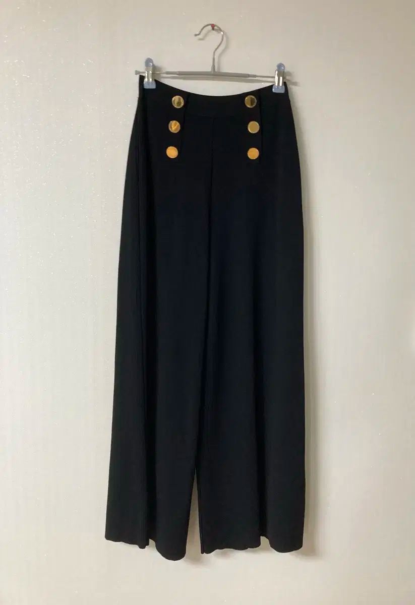 67 ステラ マッカートニー ゴールド ボタン 黒 ワイド パンツ