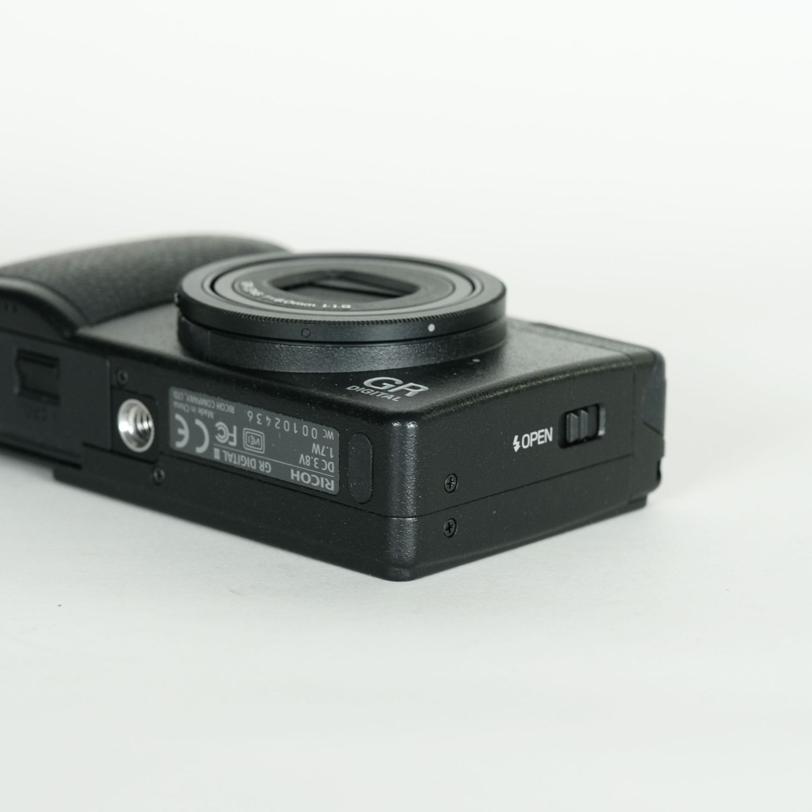 良品｜シャッター数4,596回] RICOH GR DIGITAL III / コンパクト