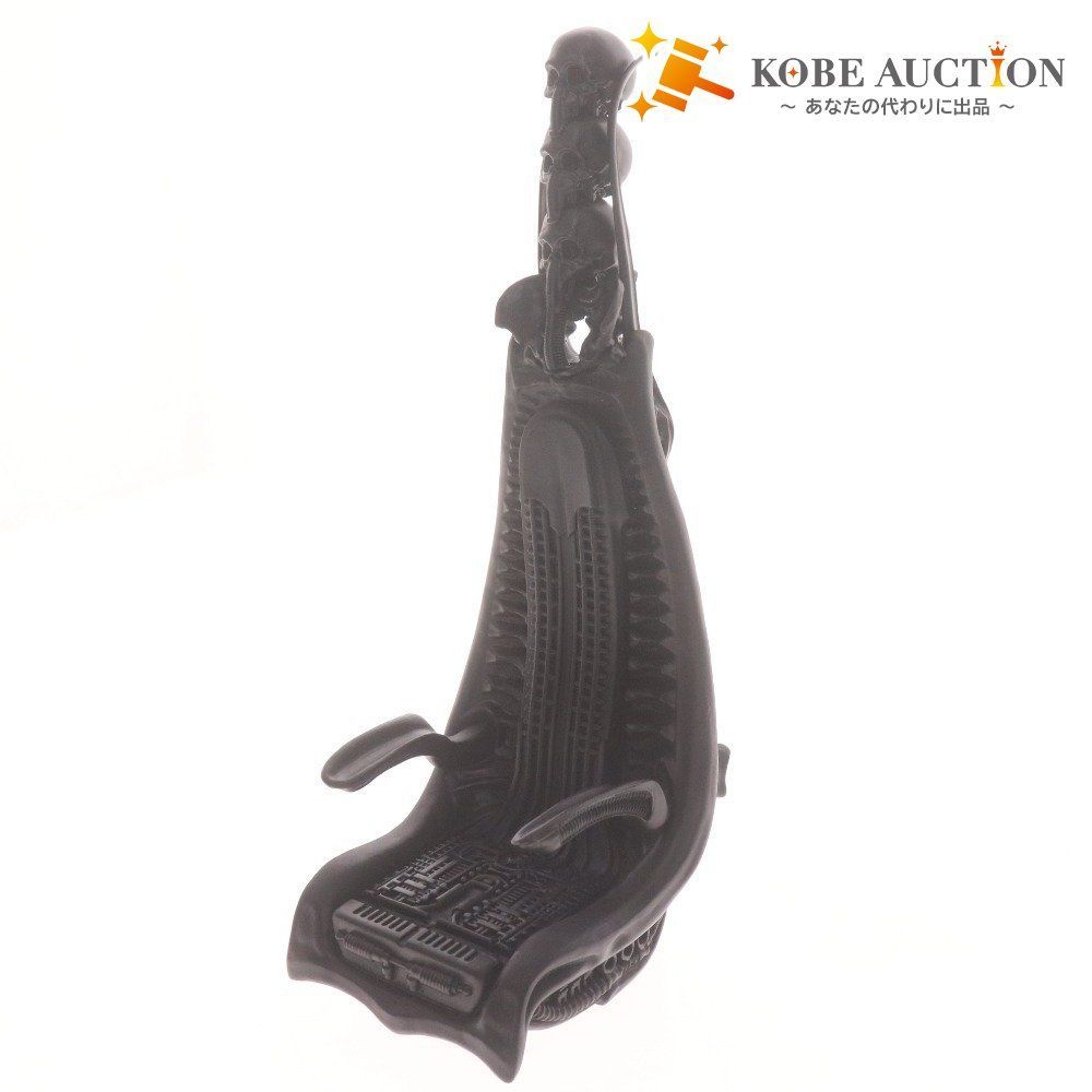 H.R.ギーガー 1/6フィギュア エイリアンヘッド・エッグなど付属 H.R.ギーガー 1/6フィギュア エイリアンヘッド・エッグなど付属