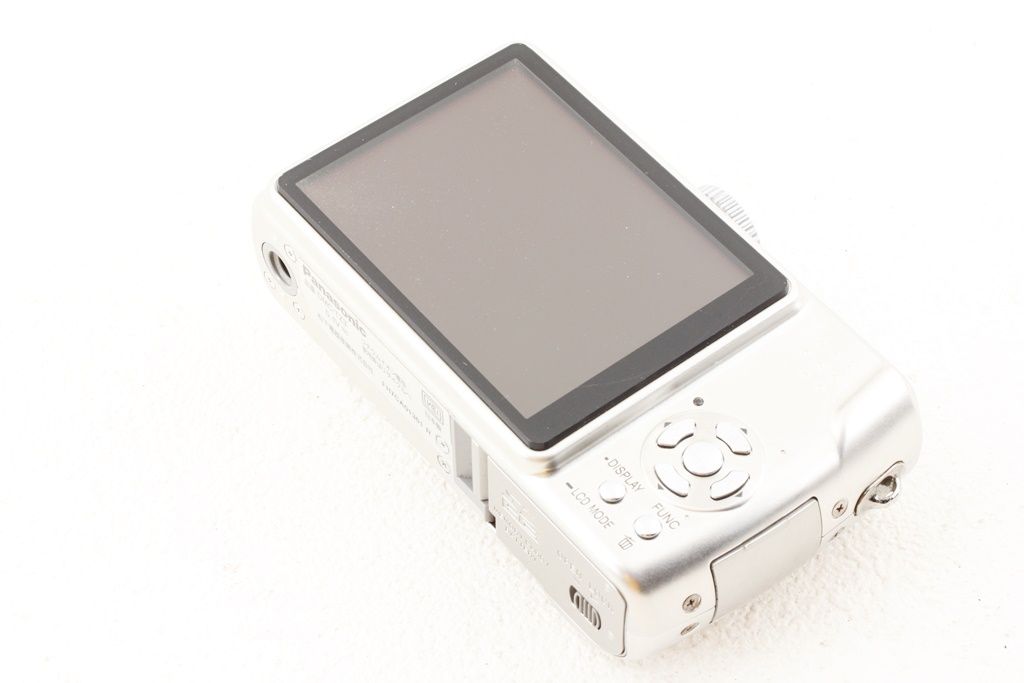 美品 Panasonic パナソニック LUMIX DMC-TZ3 コンデジ 720万画素