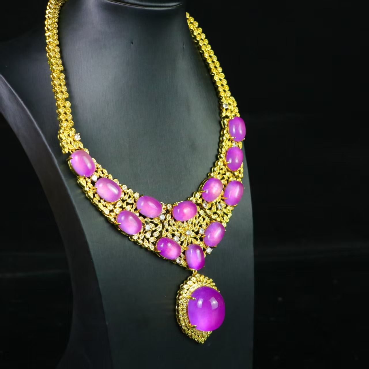 清代 宮廷御蔵 髙氷 宝石彫 紫宝石 嵌宝石 ネックレス アクセサリ 置物 時代物 骨董品 旧家蔵岀し 唐物 中国古美術品R092603