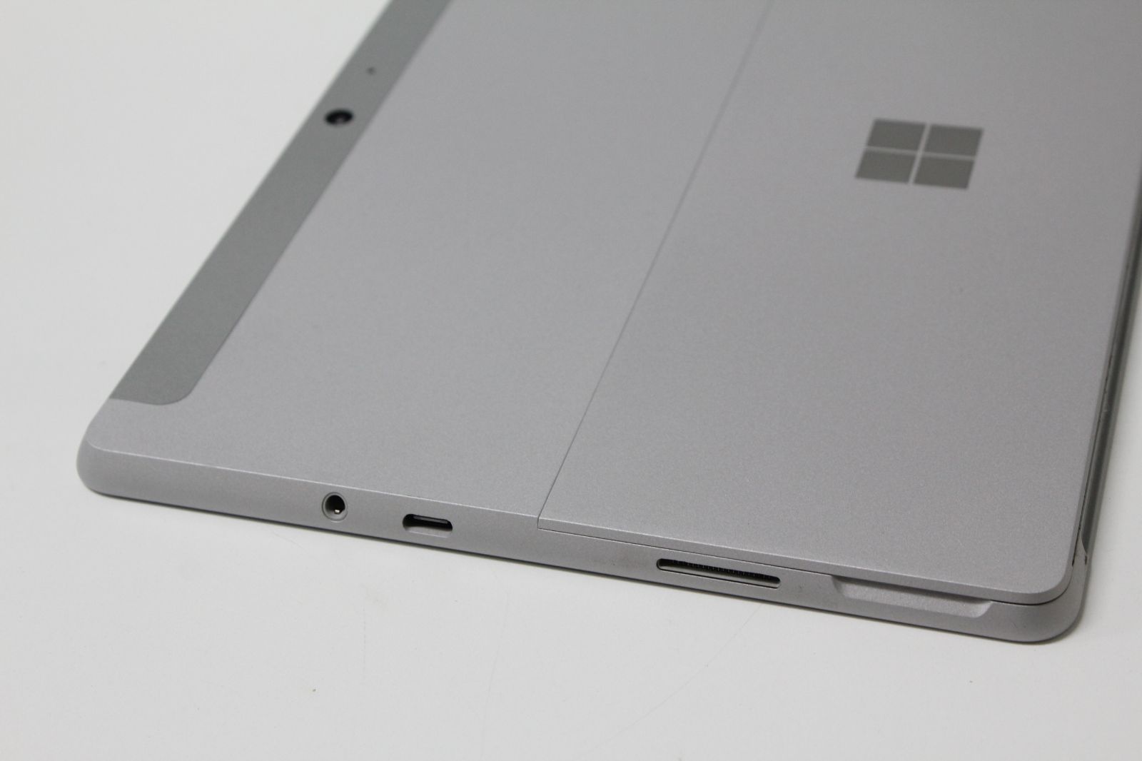 Surface Go 2/intel Core m3/128GB/8GB ⑥ Microsoft 〔中古 Surface Go 2/intel Core m3/128GB/8GB ⑥ Microsoft 〔中古