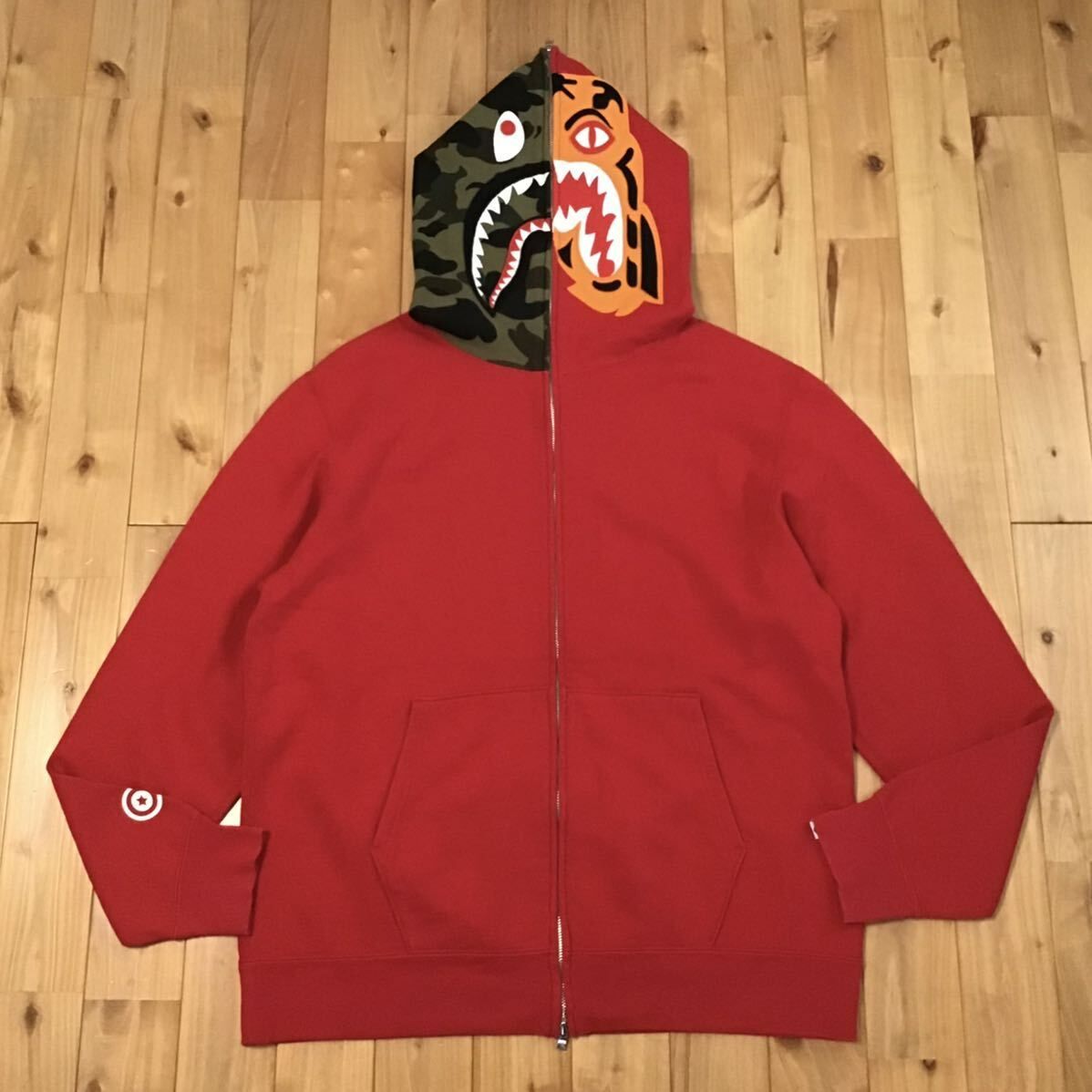 ベイプ　パーカー ☆2XL☆ Crazy face tiger shark full zip hoodie レッド a bathing
