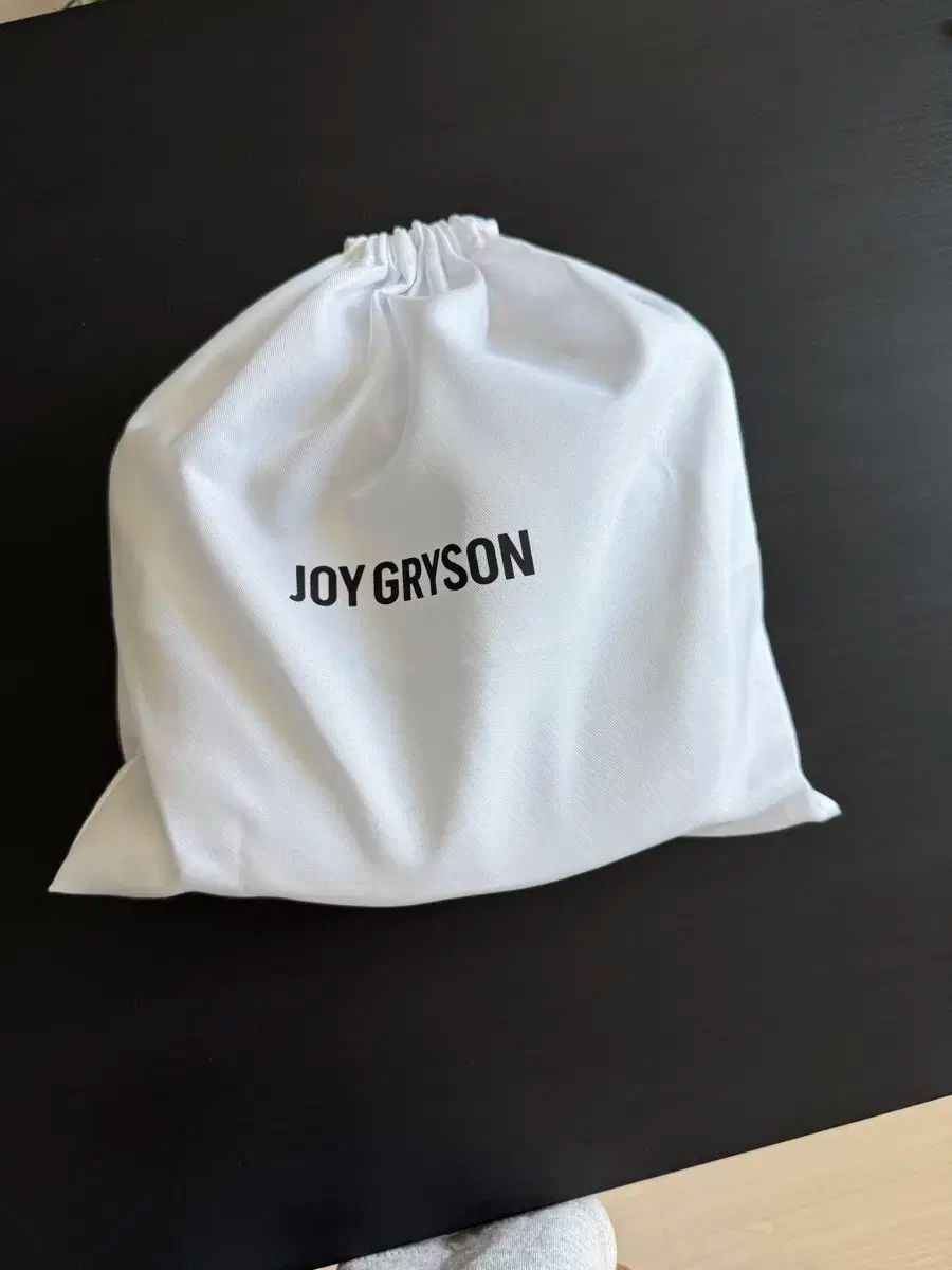 新品 JOY GRYSON(ジョイグライソン) マレ クロスボディバッグ