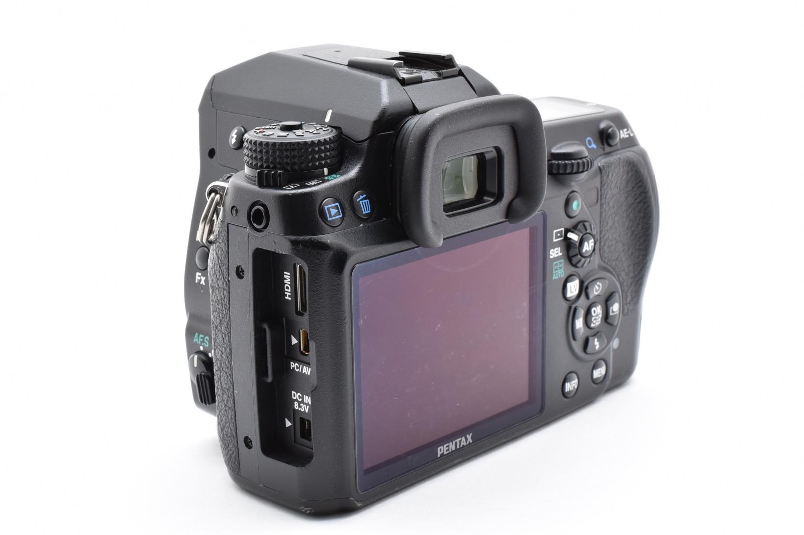 絶対お買い得。 ペンタックス PENTAX K-5 ボディ ショット数34564回 バッテリー付き 完動品 21P51A510055