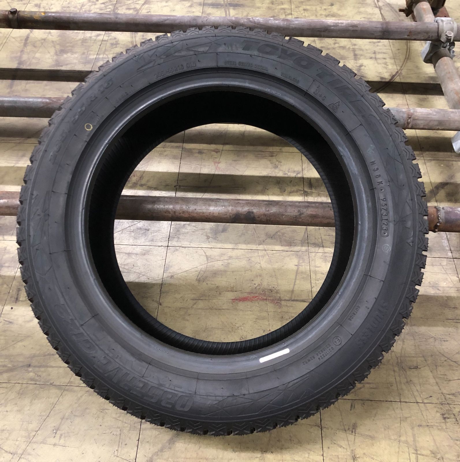 205/55R16スタッドレスタイヤ 2023 成田市引き取り限定 205/55R16スタッドレスタイヤ 2023 成田市引き取り限定 205