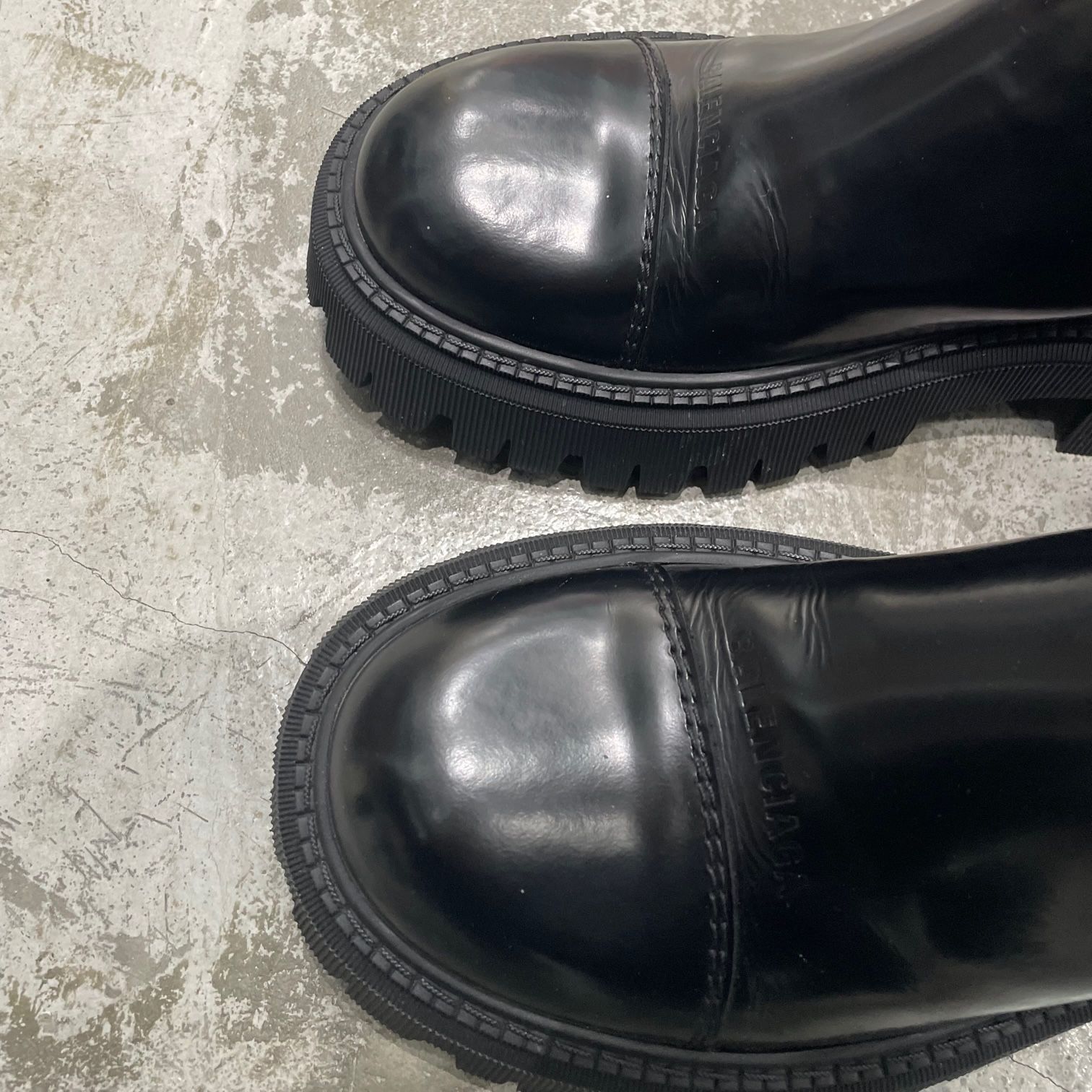 BALENCIAGA TRACTOR 20MM レザー トラクター サイドゴア チェルシー 