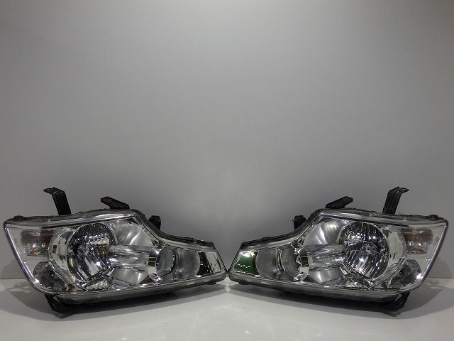 ステップワゴン ヘッドライト左右 RK系 RK1|2 HID 100-22013 J1 コーナー付 バラスト付 コーティング 250611232