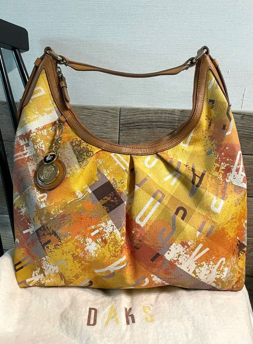 DAKS ダックス ショルダーバッグ 新しいレベル