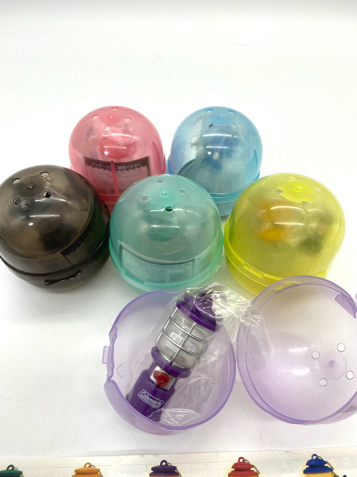 超希少 新品 チャムス×コールマン ミニランタンコレクション CHUMS 全6種 超希少 新品 チャムス×コールマン ミニランタンコレクション CHUMS 全6種