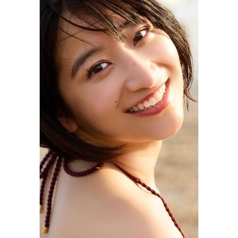 サイン入り　榎原依那1st写真集「Inaism」 榎原依那1st写真集「Inaism」 - メルカリ