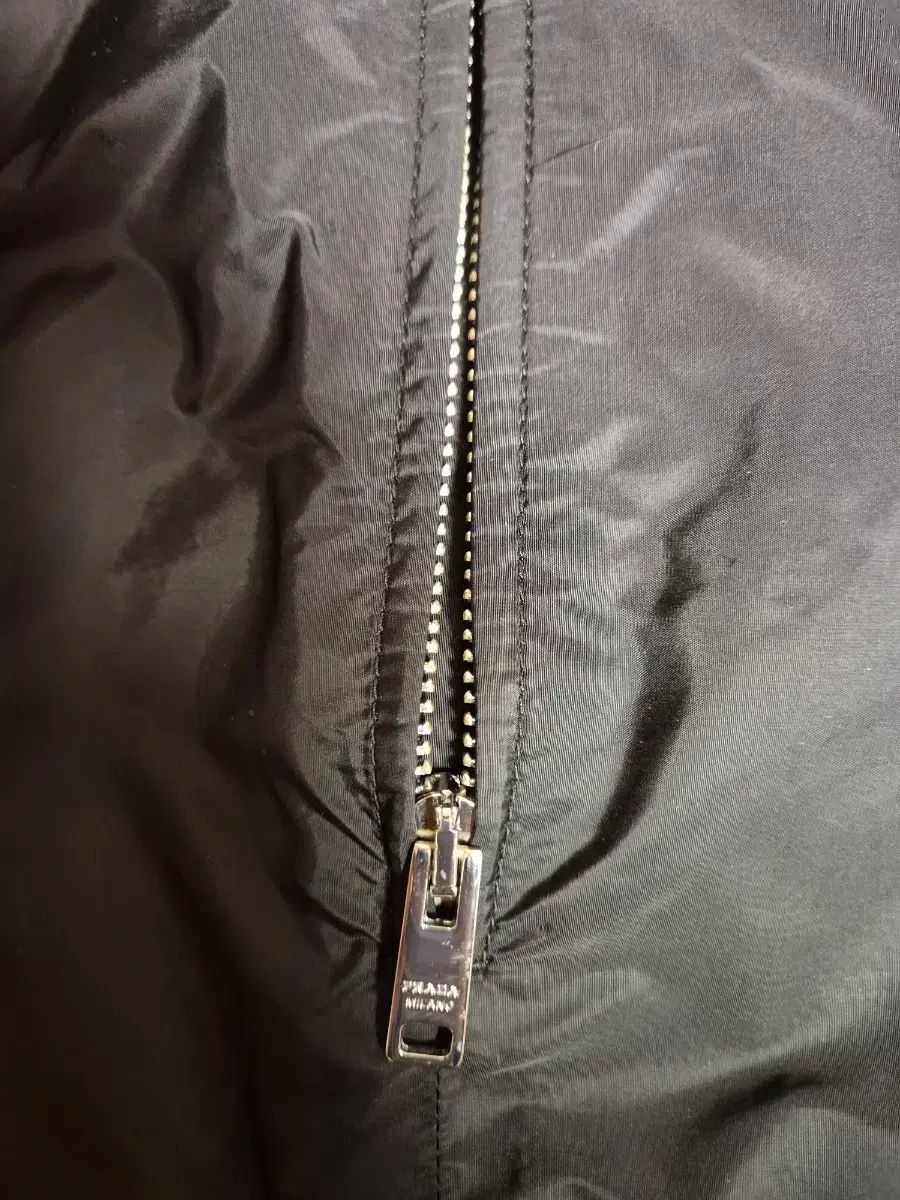 ウィンドブレーカー