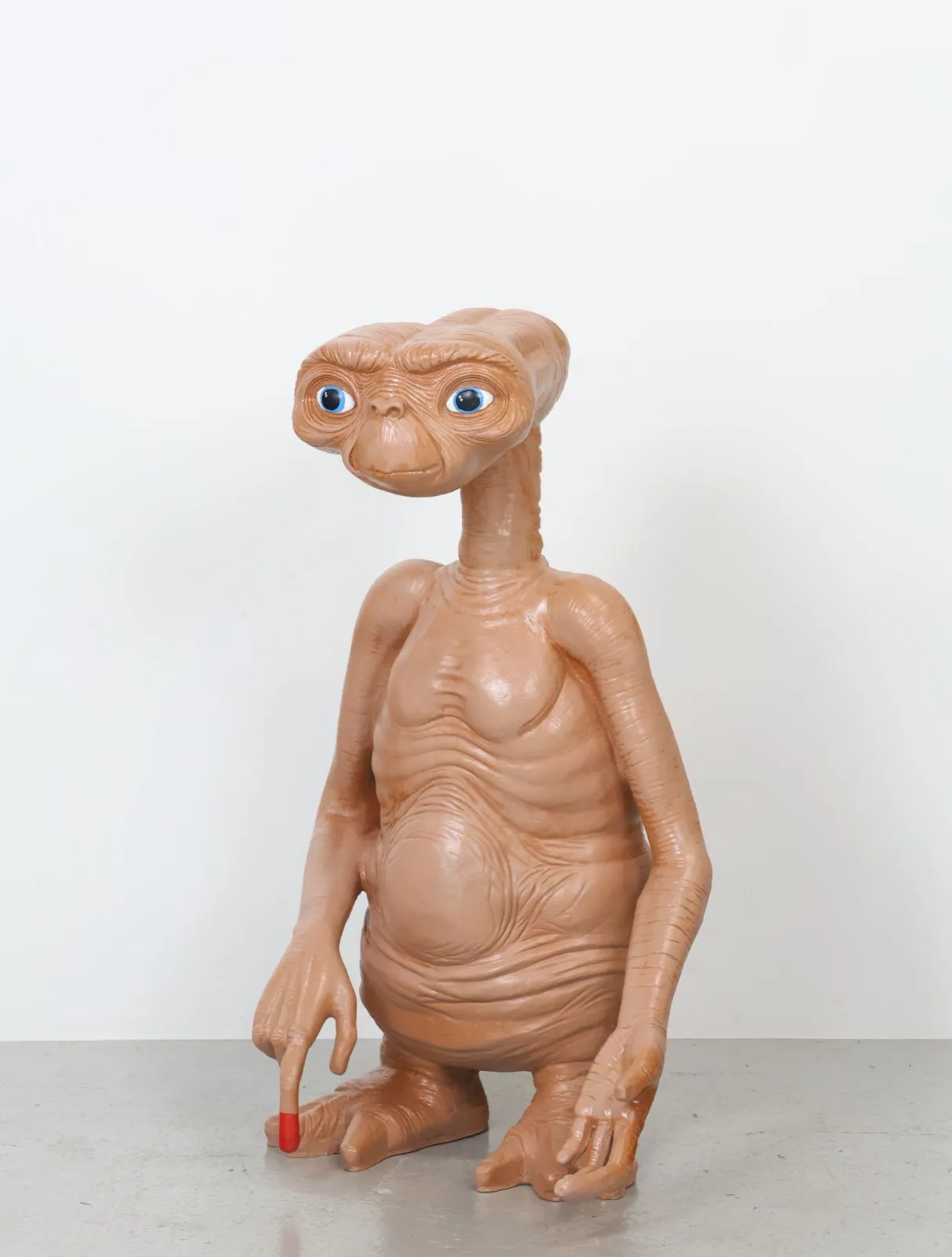 E.T. フィギュア　等身大 2025年最新】等身大 ETの人気アイテム - メルカリ