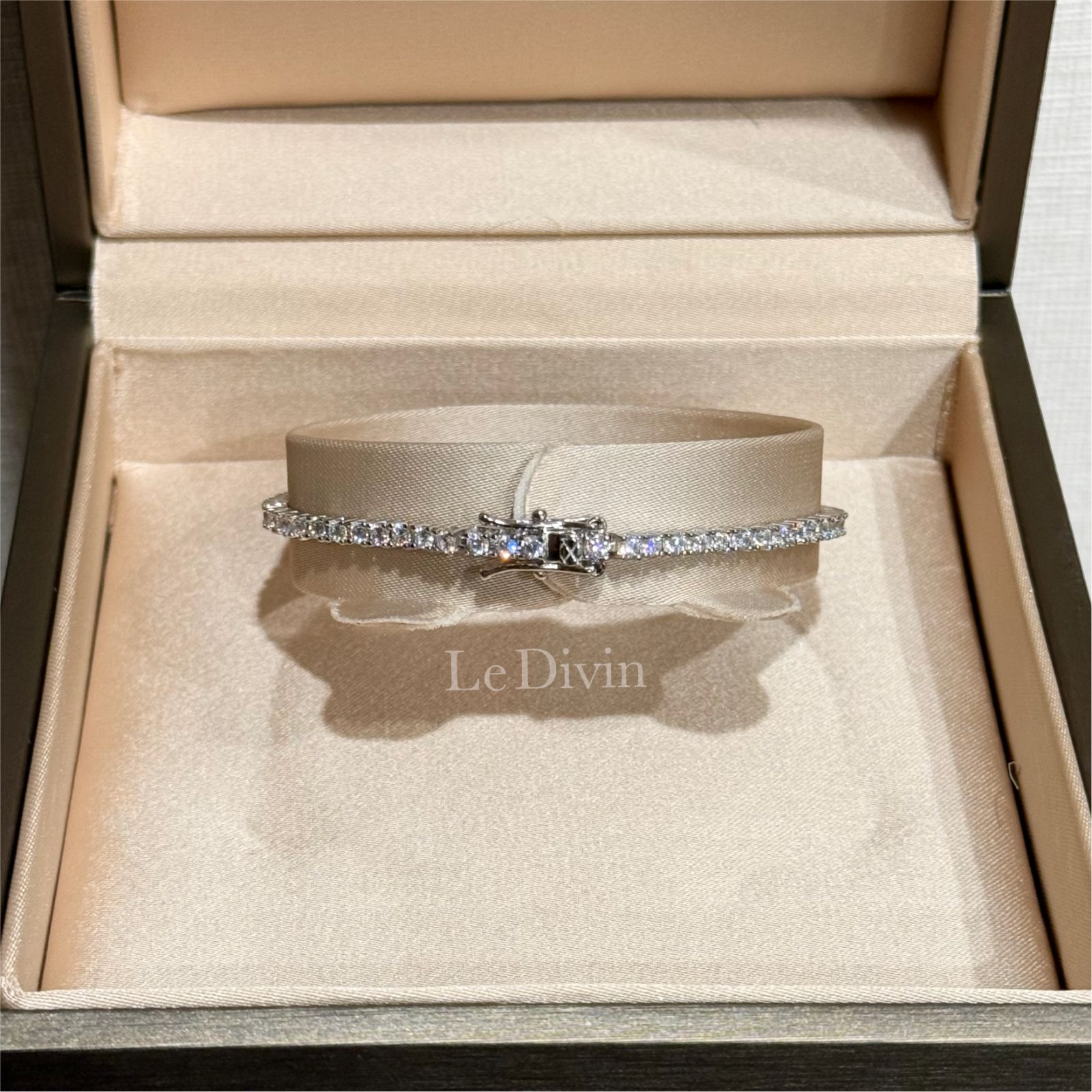 2mm 18cm モアサナイト テニスブレスレット Silver925プラチナ
