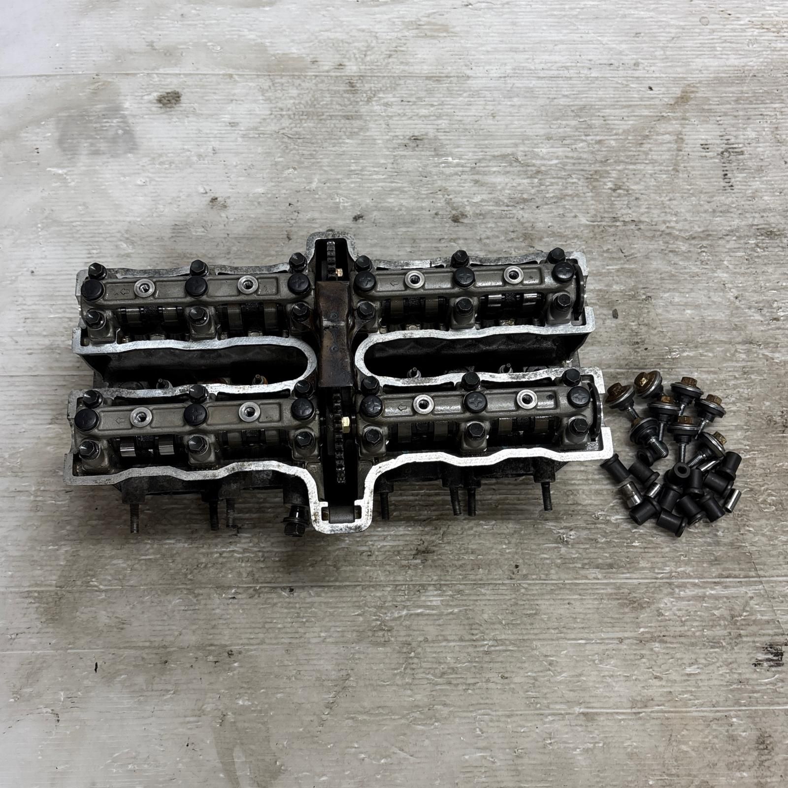 YAMAHA FZR250 2KR シリンダーヘッド ASSY ヤマハ
