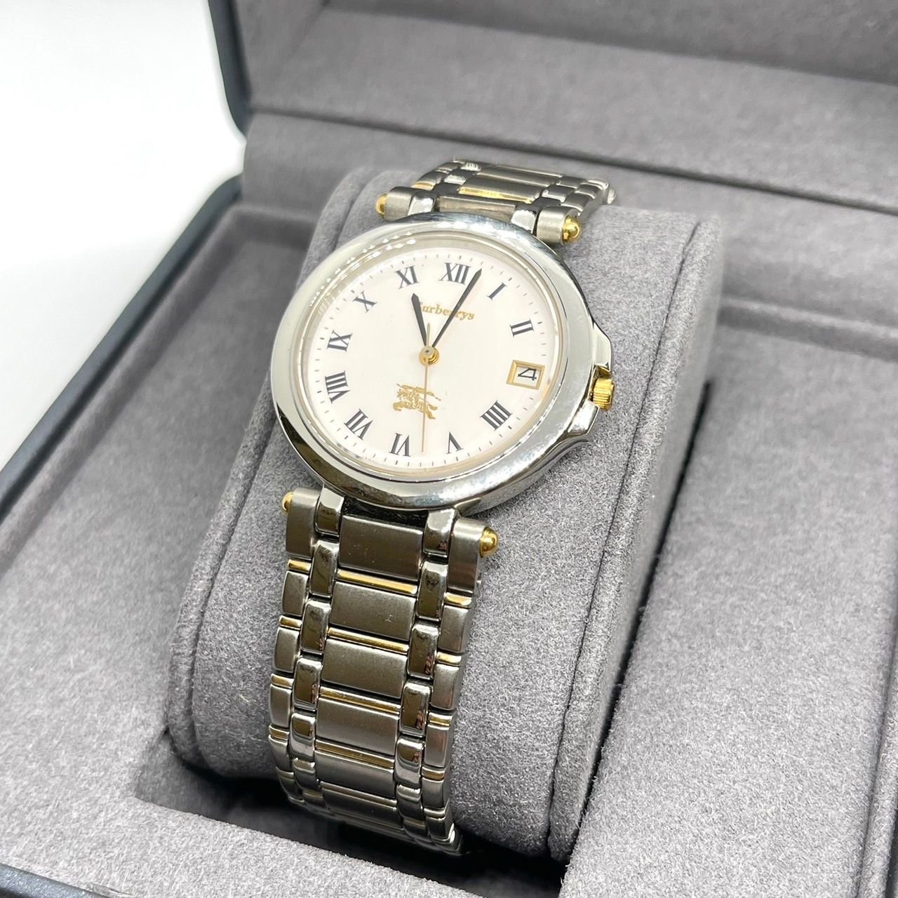 美品✨BURBERRY バーバリー クロコ型押しベルト ラウンド クォーツ腕時計 美品✨BURBERRY バーバリー クロコ型押しベルト ラウンド