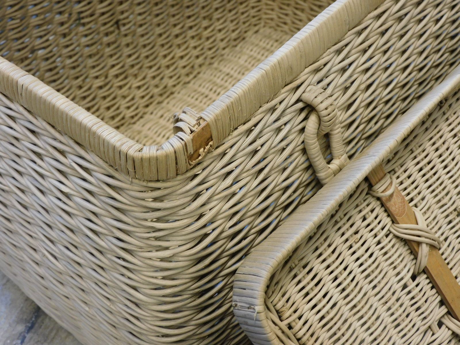 ラタン かごバッグ