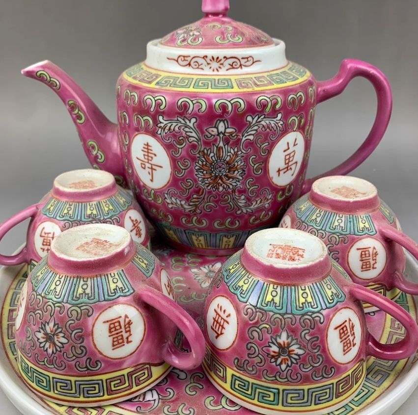 中国 景徳鎮 茶器セット紅彩万寿無疆紋の急須カバーです 新品未使用