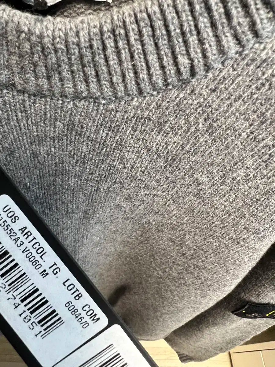 正規品】 STONE ISLAND ストーンアイランド ニット 【公式通販】