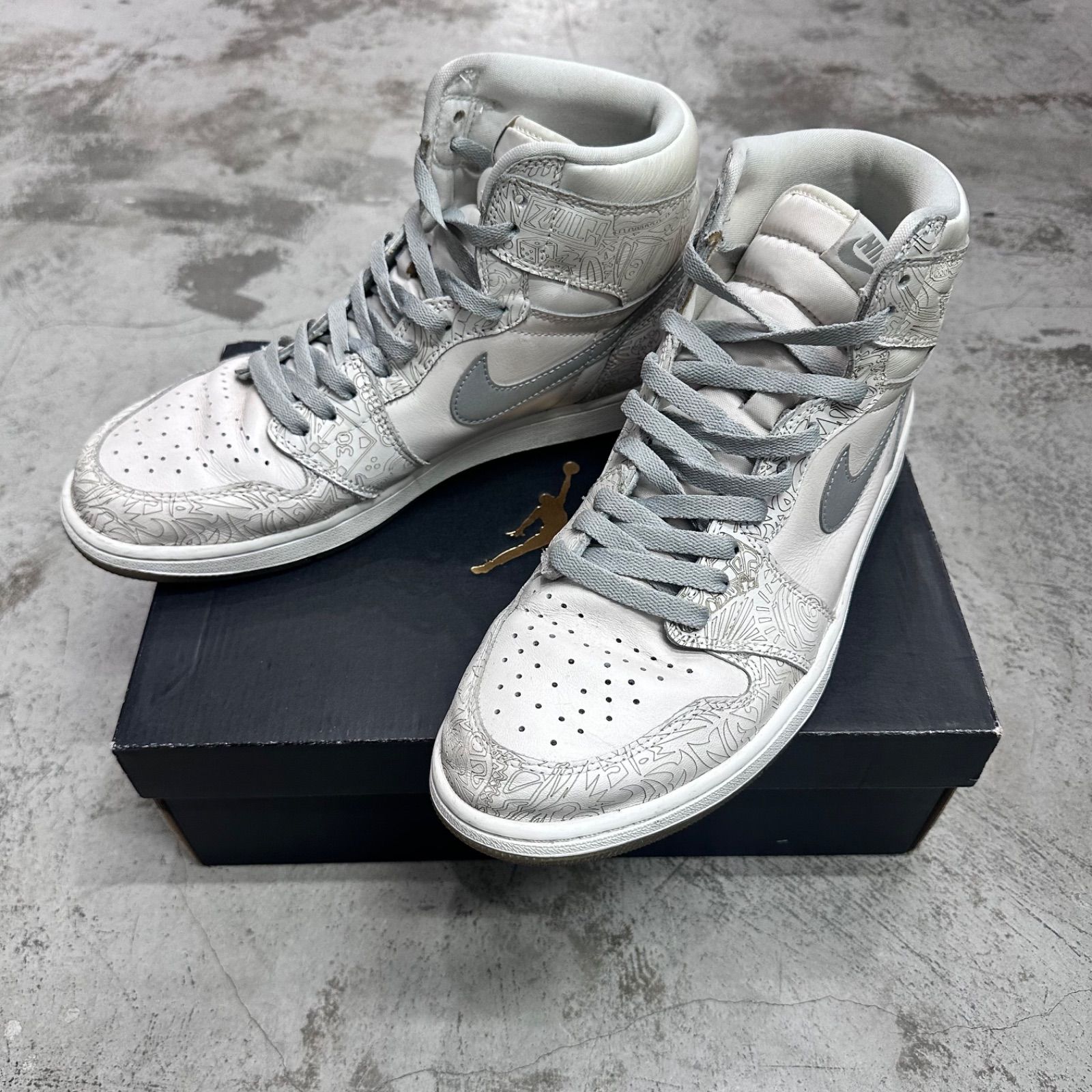 NIKE Air Jordan 1 Retro High 30th Anniversary Laser エアジョーダン 