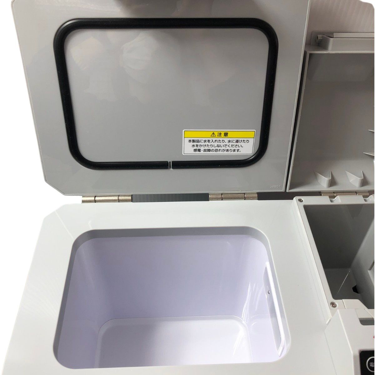 マキタ　冷温庫　CW003G 中古品 マキタ 冷温庫 CW003G 中古品 マキタ コードレス冷温庫 CW003GZ の最新