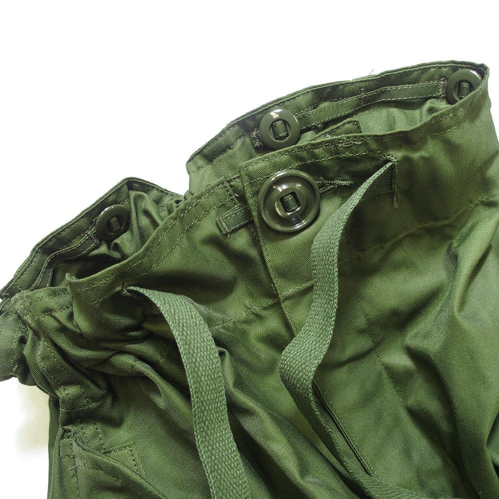 はな✨デッドストック✨カナダ軍★オーバーパンツ★ECW★WINDPROOF デッドストック カナダ軍 ECW WINDPROOF オーバーパンツ - メルカリ