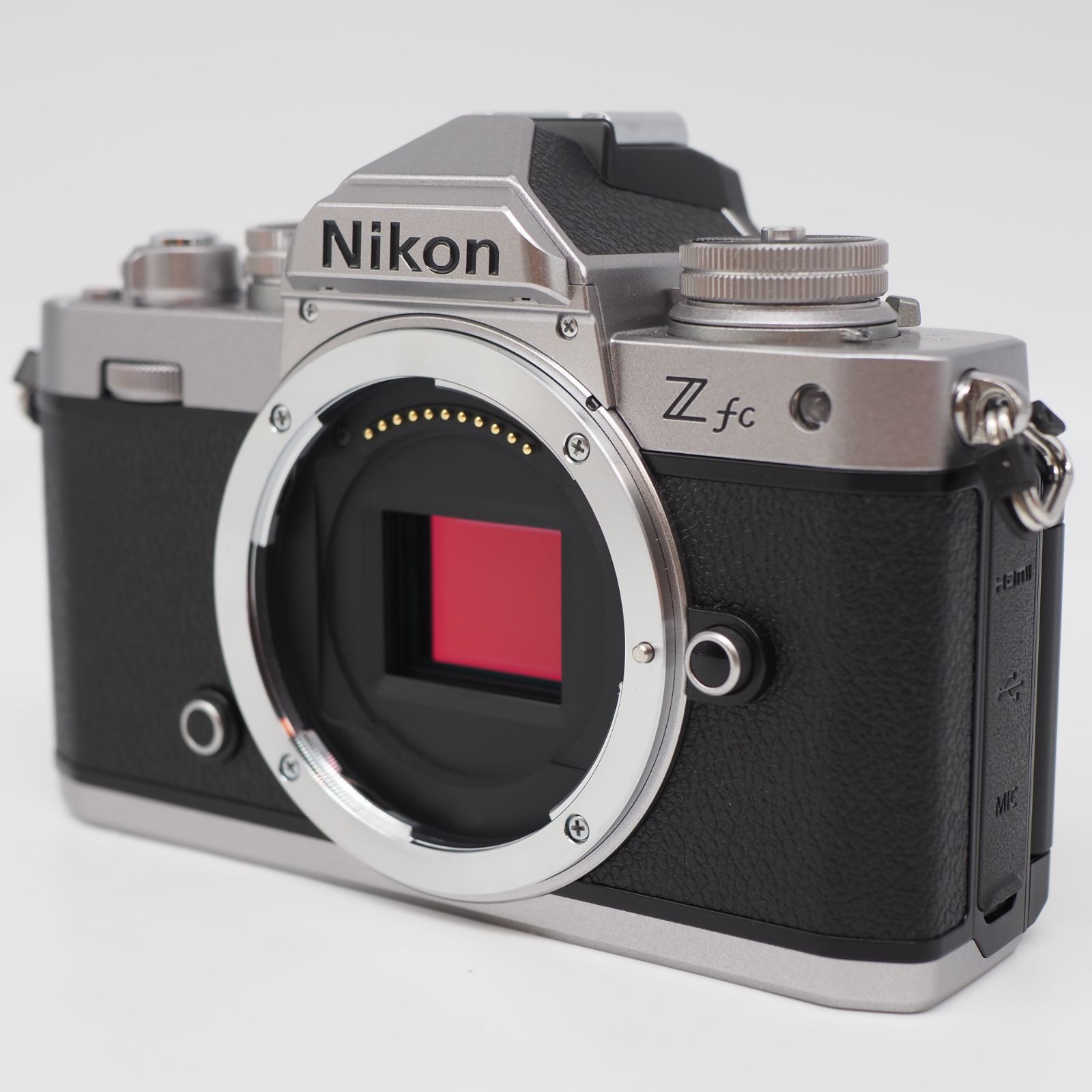Nikon - ■726ショット■ Nikon Z fc ボディ シルバー ■ほぼ新品■ □726ショット□ Nikon Z fc ボディ シルバー □ほぼ新品