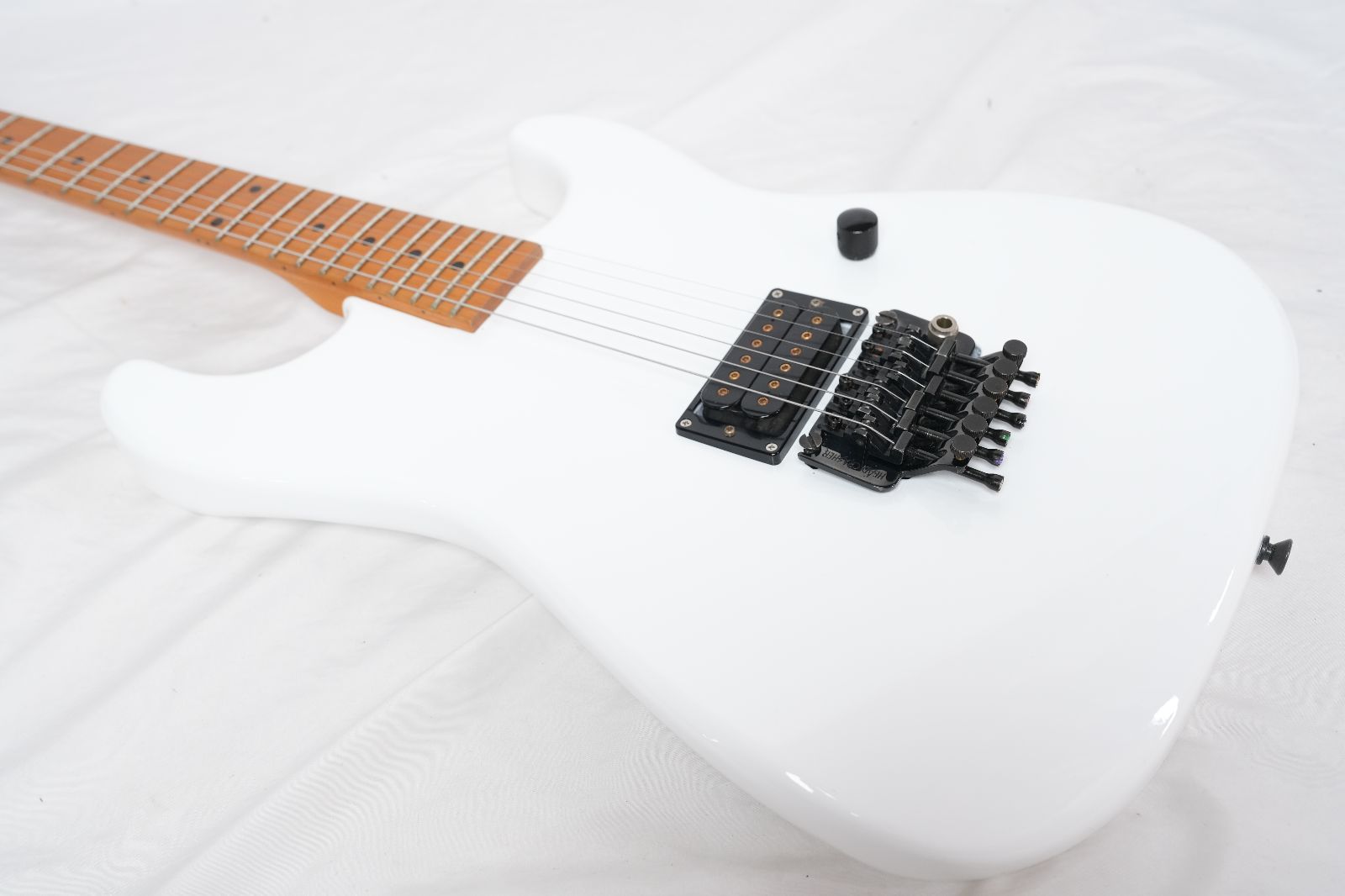 ☆FERNANDES☆STC-70 WHITE リフィニッシュ Charvel San Dimasスタイル