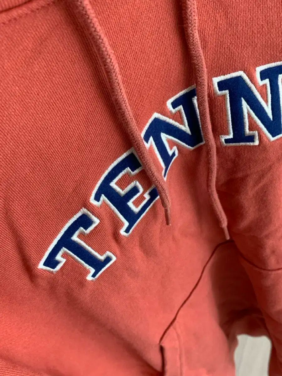 テニスボーイクラブ フード付きTシャツ