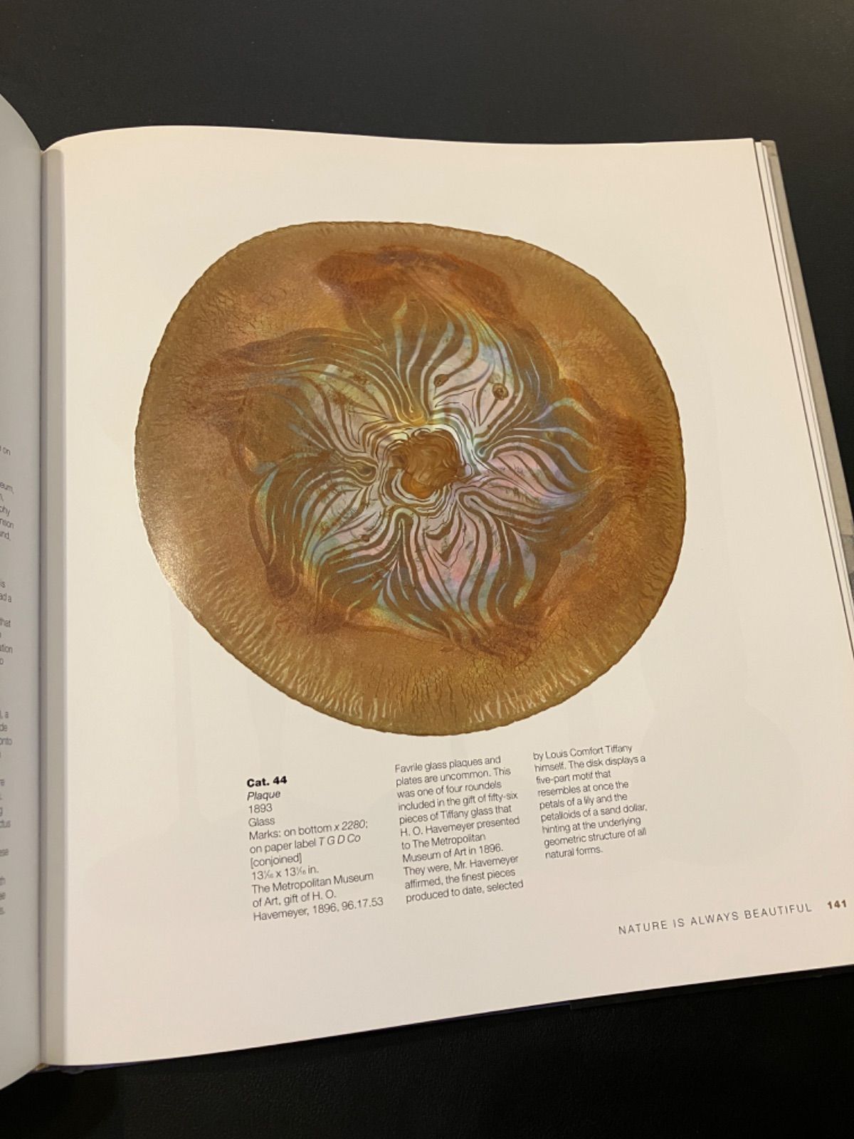 ティファニー　絶版　プレミア本　LOUIS COMFORT TIFFANY ティファニー 絶版 プレミア本 LOUIS COMFORT TIFFANY - メルカリ