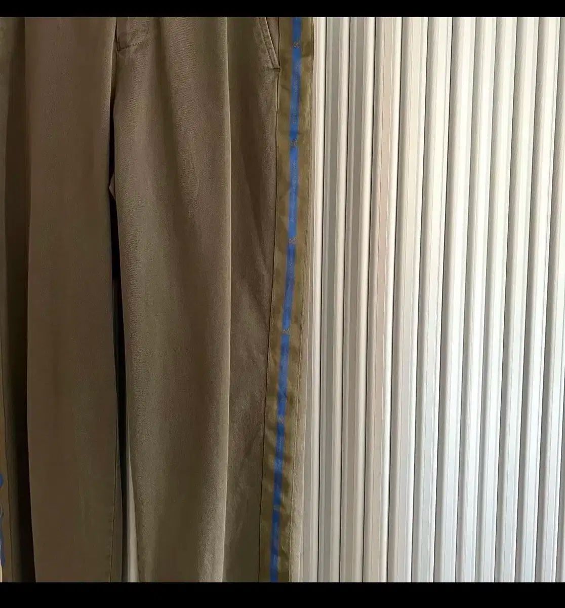 コットンパンツ