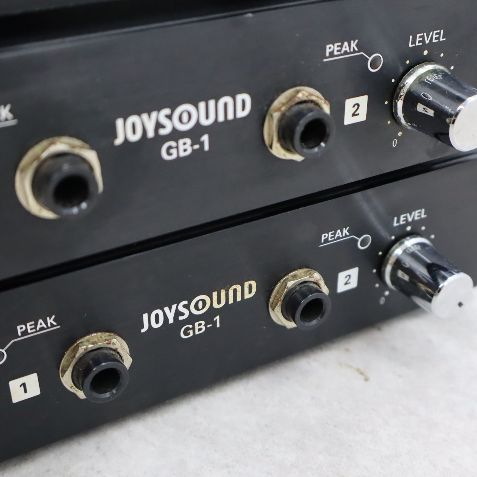 ◆カラオケ機器 ｜4台まとめ　JOYSOUND　サウンドエフェクター｜エクシング GB-1 ｜ 充電器 ■P1674