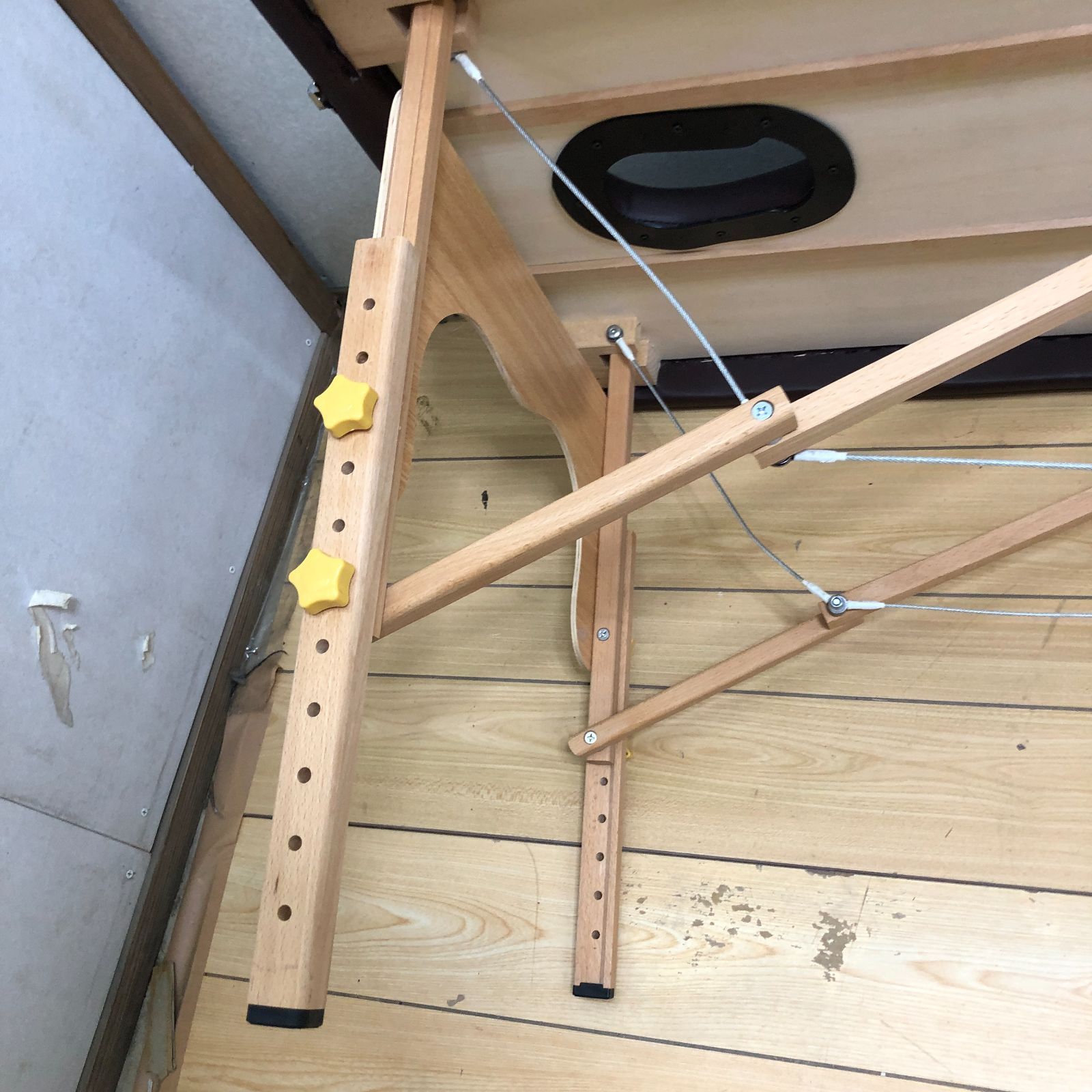 超美品 折り畳み エステベッド ブラウン 軽量 コンパクト 専用バッグ付