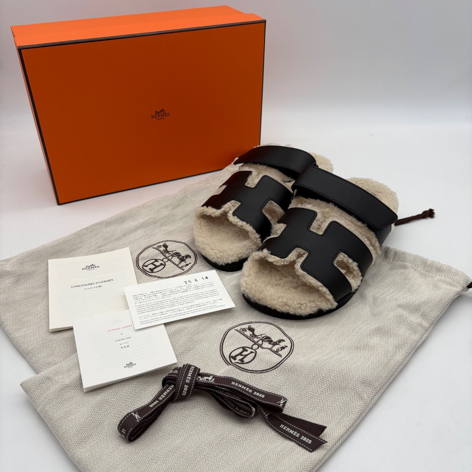 2025 6月14日高島屋京都店 HERMES エルメス サンダル シプレ 36 ブラック×ボア