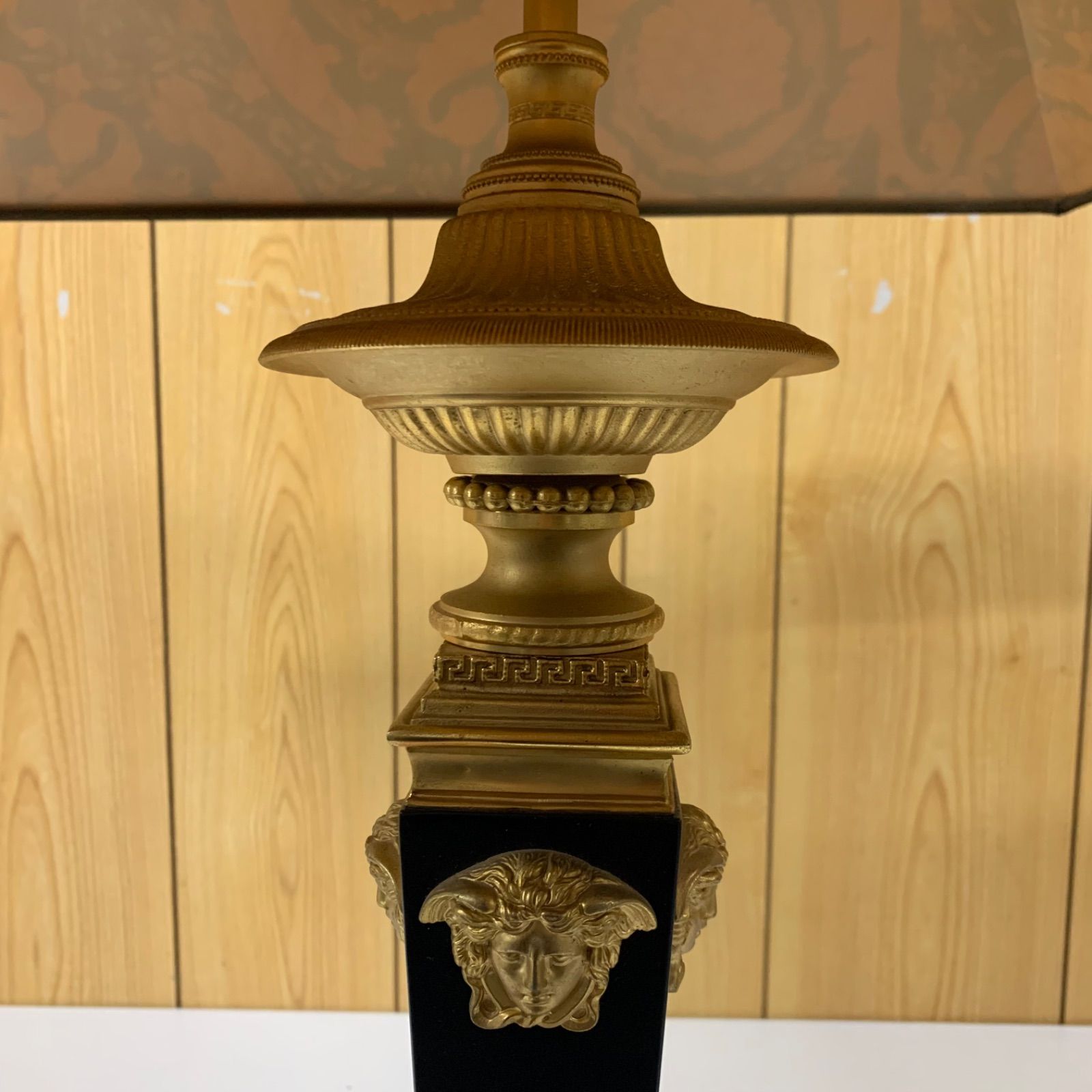 Versace 照明 VERSACE ヴェルサーチ アンティーク ライト メデューサ - メルカリ