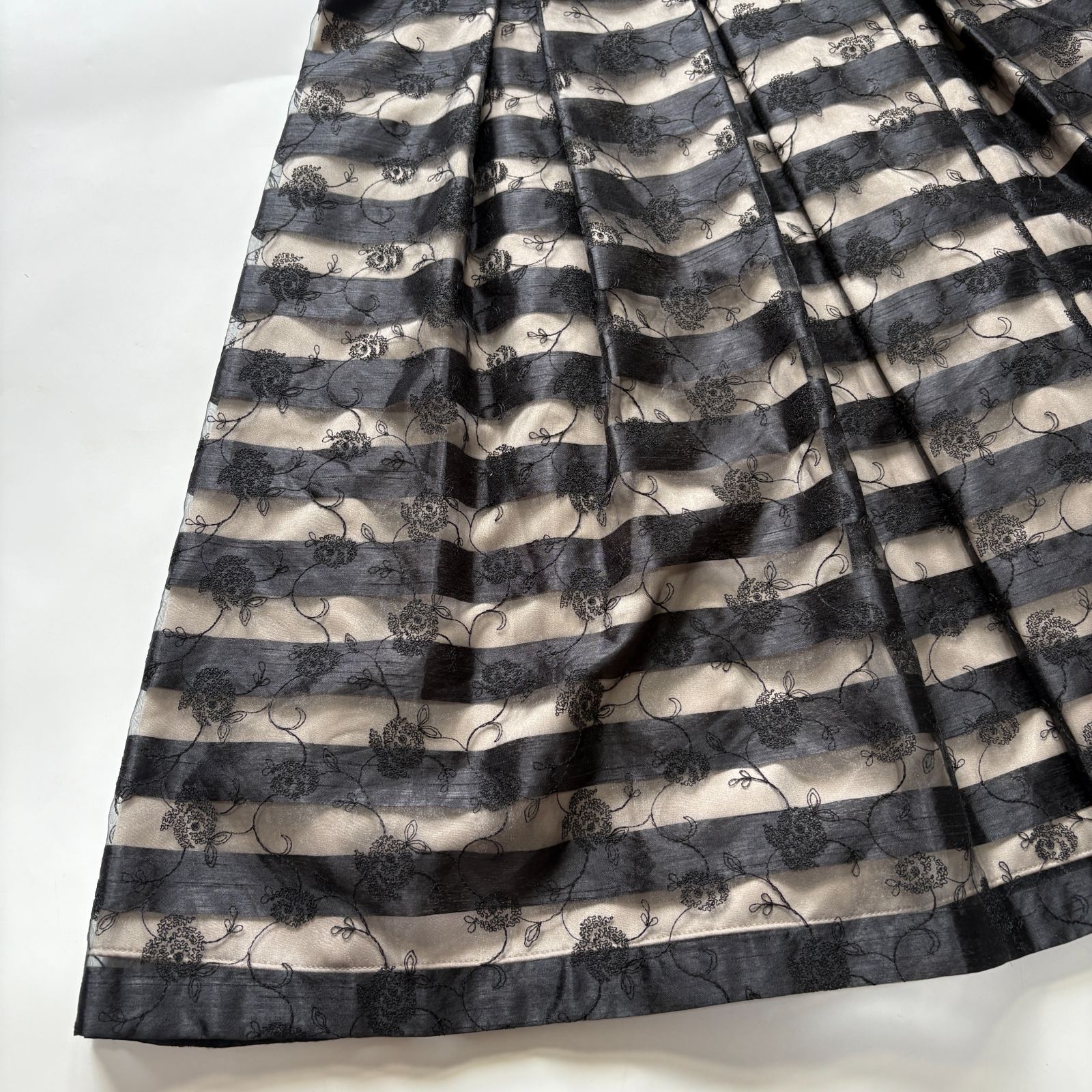 M's GRACY エムズグレイシー 新品未使用品 2018 A/W ライナー付き ファーコート 38ベージュ カタログ掲載品 MS GRACY ノースリーブワンピース 38 水色チェック M\u0027S GRACY