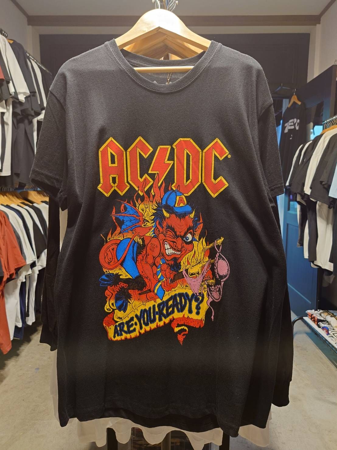 エーシーディーシー＿AC/DC 新品オフィシャルTシャツ ARE YOU READY?