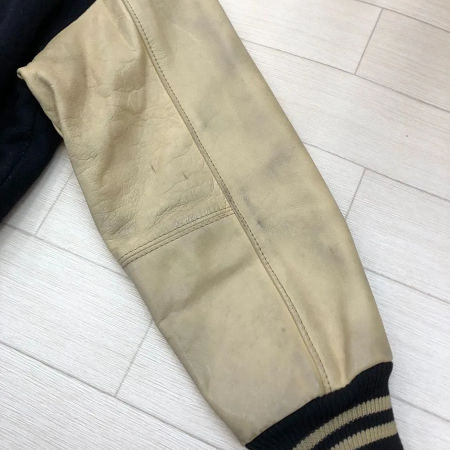 希少 80s 90s VAN JAC 袖レザー アーチロゴ スタジャン 茶黒 希少 80s 90s VAN JAC 袖レザー アーチロゴ スタジャン 茶黒