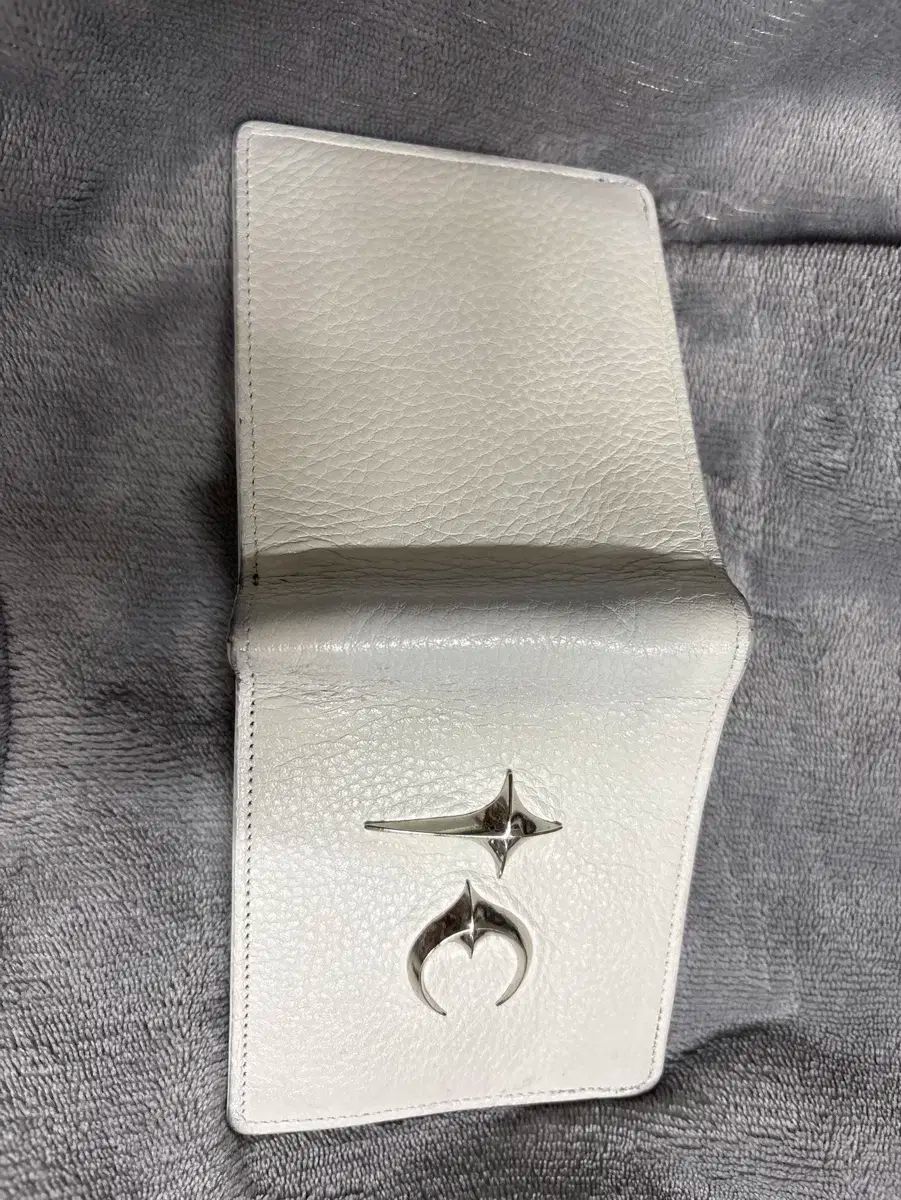 Thug Club(サグクラブ) 財布 出品 Thug Club 二つ折り財布