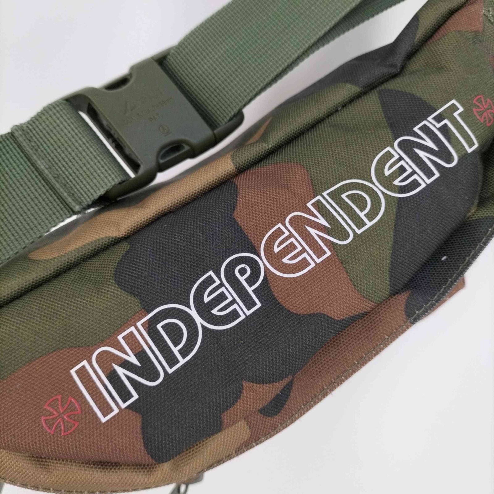 インディペンデント INDEPENDENT ボディバッグ ウエストバッグ 