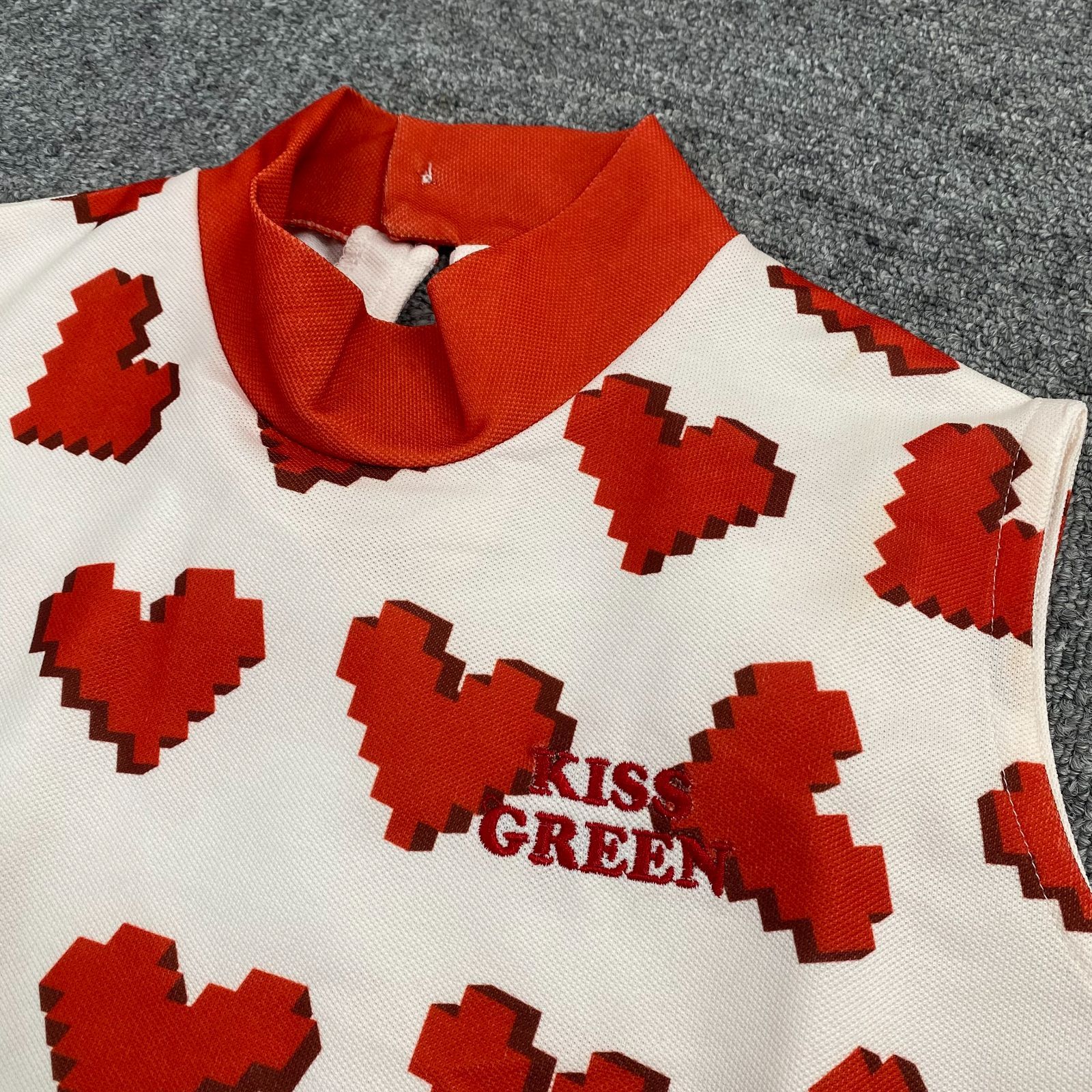 【値下げ】ゴルフウェア【上下セット】キスオンザグリーン 値下げ 新品タグ付き キスオンザグリーン 黒レースセットアップ ゴルフ