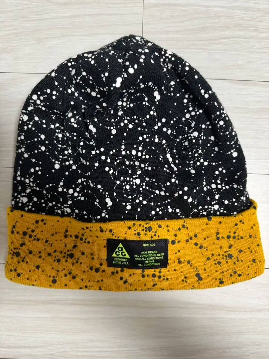 ナイキ NIKE lab ラボ ACG ビーニー ブラック イエロー オークル