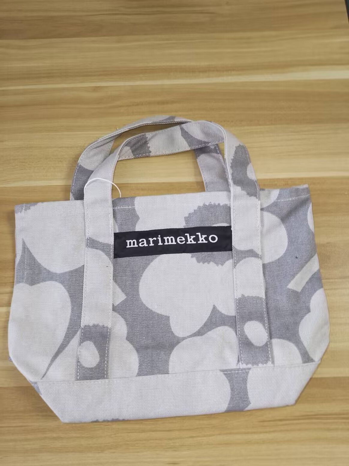 マリメッコセイディ　marimekko PIENI SEIDI　ライトグレー マリメッコセイディmarimekko PIENI SEIDIライトグレー