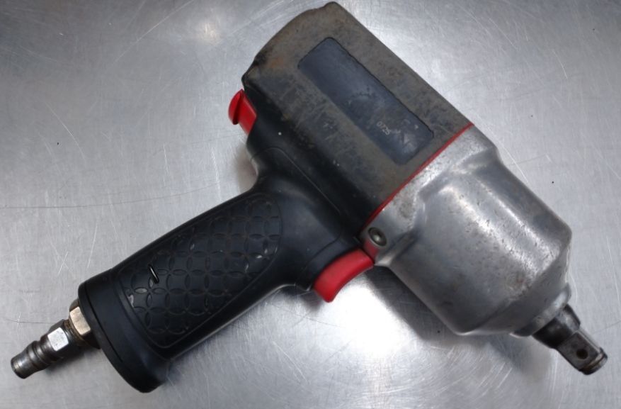 KTC　エアインパクトレンチ　JAP450　中古品 中古品 KTC 12.7sq(3/8) エアインパクトレンチ JAP450 囗T巛 - メルカリ